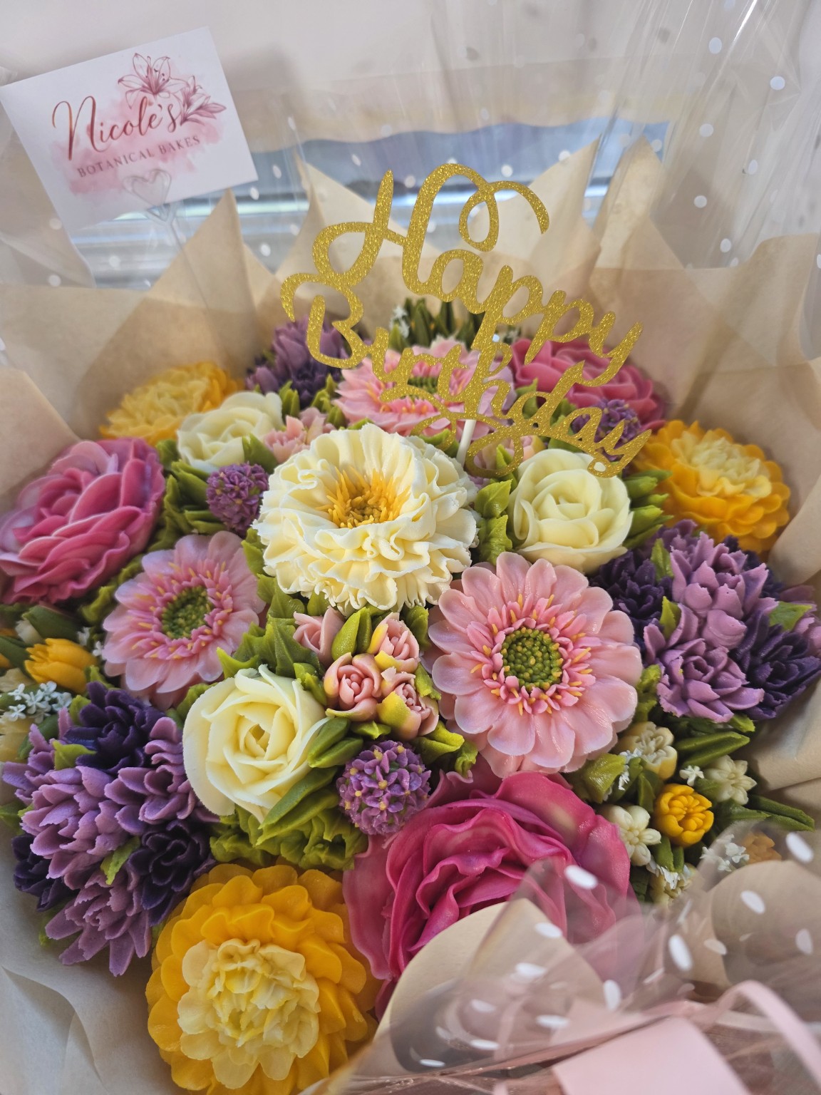 Large 19-cupcake Happy Birthday bouquet